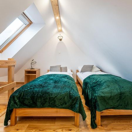 Dom Krawca - Pod Chojnikiem Lejlighed Jelenia Góra Eksteriør billede