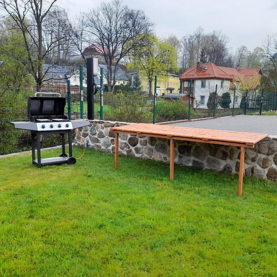 Dom Krawca - Pod Chojnikiem Lejlighed Jelenia Góra Eksteriør billede